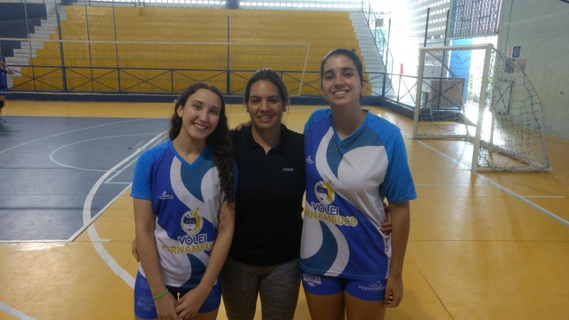Atletas da AABB Recife na Seleo Pernambucana de Voleibol!